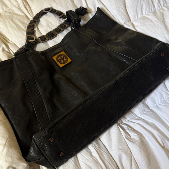 Tory Burch Black Leather Tote with Logo Accent - Picture 6 of 11